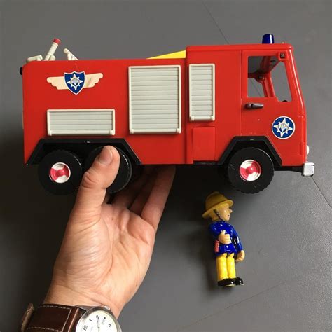 fireman sam jupiter fire engine  penny figure  kinghorn fife