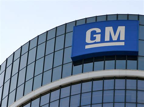 general motors shares gain    time   sessions  wednesday company  pay