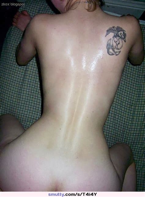 Sexy Slim Sweaty Waist Amateur Girl Nude Zkox Back Sweating
