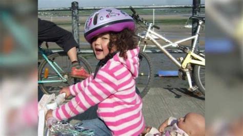 Father Riding Late Daughter S Tiny Bike 200 Miles For Charity Bbc News