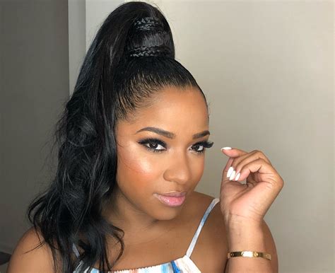 toya wright makes fans happy with a back to school sale