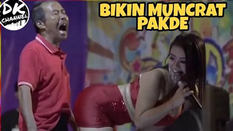Dangdut Koplo Desy Tata Hot Seksi Banget Goyang Hot Youtube
