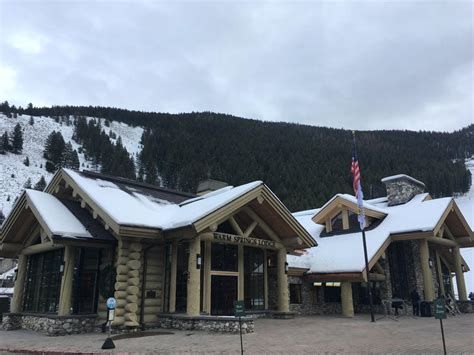 hands  deck warm springs lodge reopens  fire