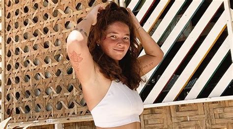 Andi Eigenmann Not Bothered About Stretch Marks Urges Fellow Moms To