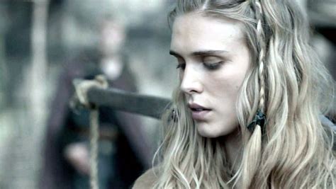 Jessalyn Gilsig And Gaia Weiss Vikings [s2e6
