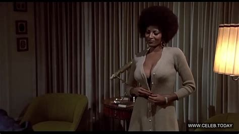 pam grier showing of her big boobs coffy 1973 xnxx