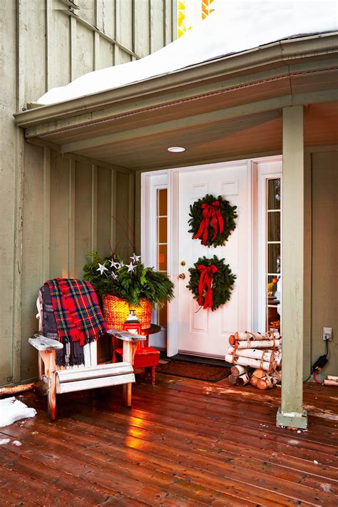 decorating porch columns  christmas  cool diy