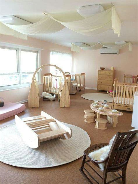 pin  mari beth valley  eigen bedrijfje het speelatelier infant toddler classroom infant