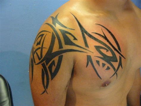 69 Traditional Tribal Shoulder Tattoos