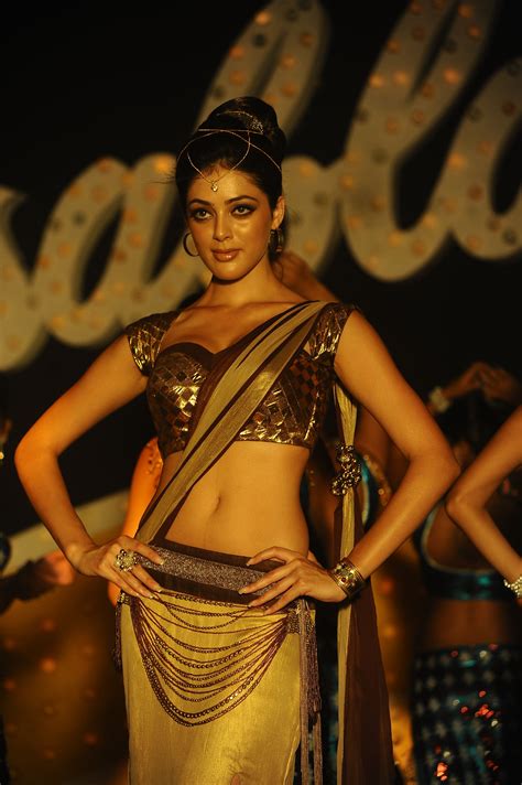 parvathi melton fashion hot actresses indian