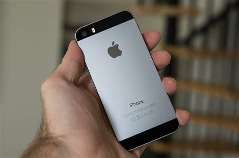 iphone  review apples latest smartphone      gold techcrunch