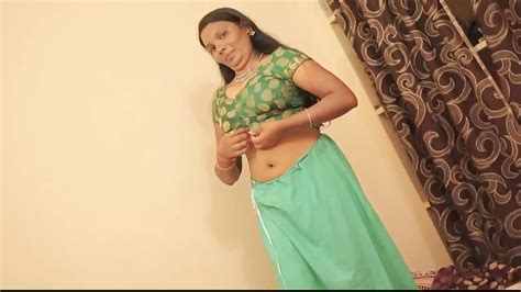 Saree Aunty Bra Show 7 Pics Xhamster