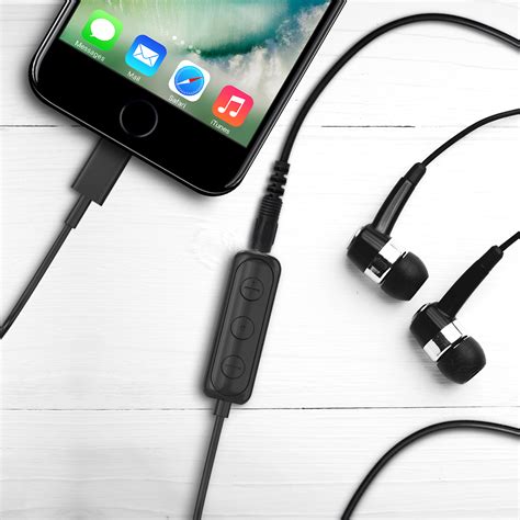 Iphone Lightning To 3 5mm Headphone Jack Hifi Adapter – Black