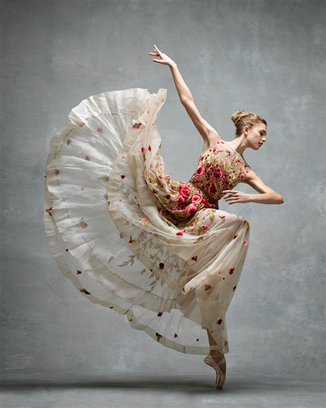 194 Breathtaking Photos Of Dancers In Motion Reveal The Extraordinary