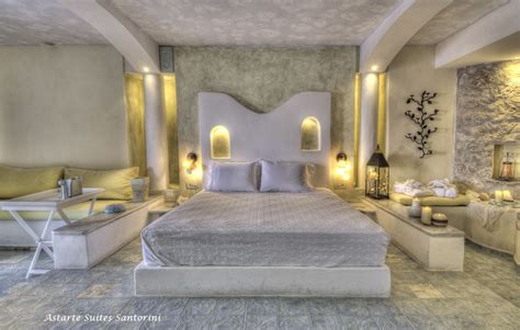 honeymoon suite astarte suites luxury hotel in santorini