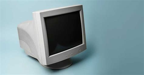 crt monitors today pros cons availability tech tactician