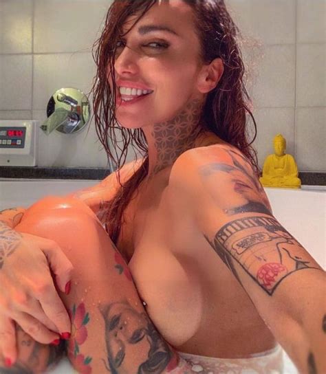 sexy tats in the bath porn photo eporner