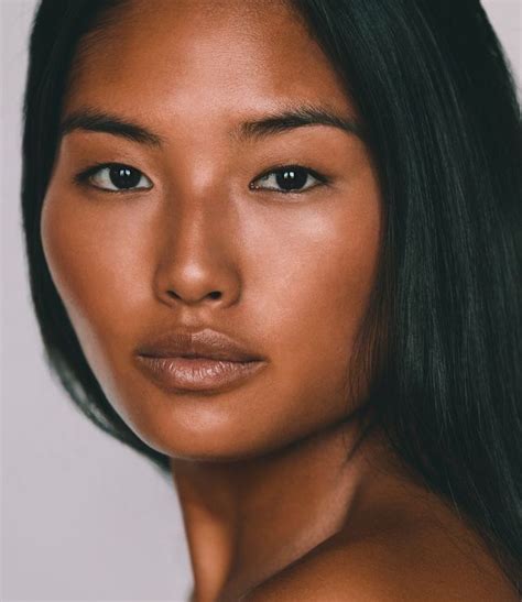 janet yuan tan asian asian girl cropped tops tanned makeup tan skin