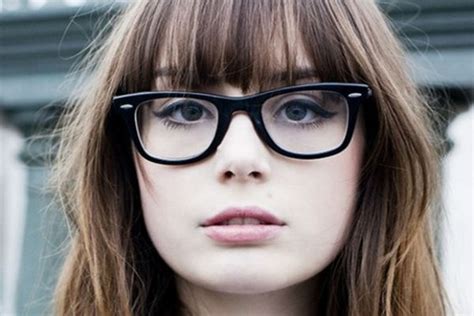 makeup tips for looking good in glasses style etcetera