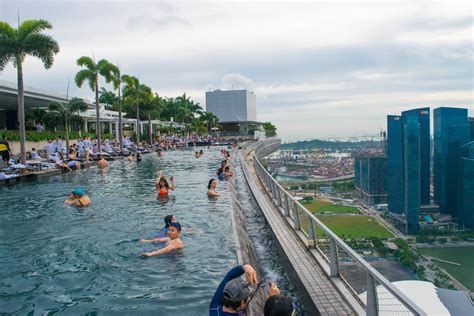 snuck   marina bay sands infinity pool  singapore
