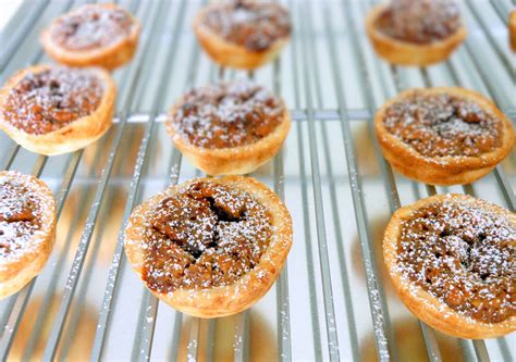 whealthy house mini butter tarts
