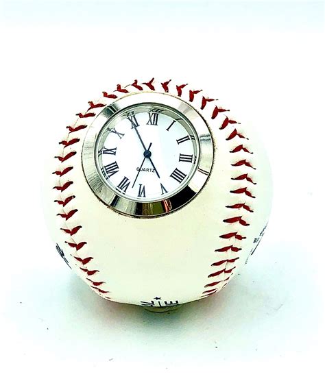 horloge de base ball horloge dure de boule horloge etsy