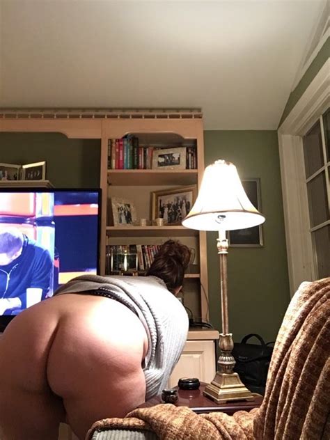 Реальная медсестра с большой жопой 24 порно фото