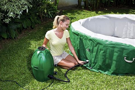 The Best Inflatable Hot Tubs Of 2023 Top Picks From Bob Vila