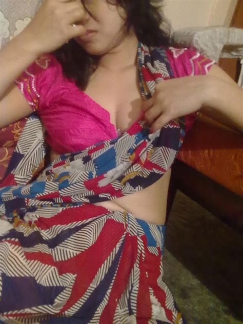 lusty sweet chick takes of her indian sari xxx dessert picture 1