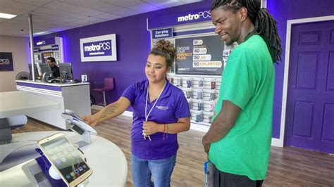 Metropcs Enters Wichita Market With Almost 30 Stores The Wichita Eagle
