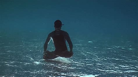 this awesome underwater film was made without special effects bored panda