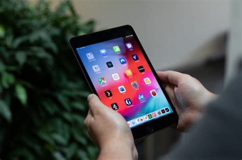ipad mini  review  mighty mini tablet trusted reviews