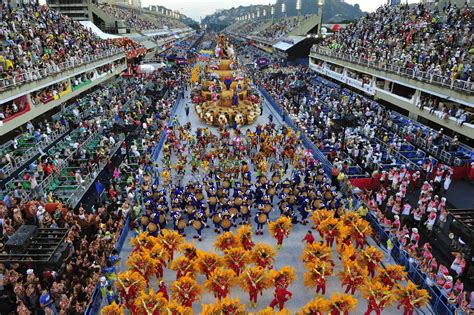 carnaval  veja como sera  folia  brasil