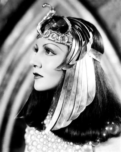 Claudette Colbert As Cleopatra 1930s Wow I Wonder How
