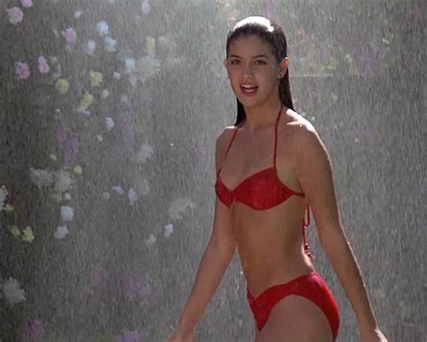 phoebecats red bikini in fast times at ridgemont high icon 女優