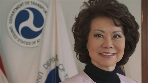 elaine chao one woman s rise from immigrant roots to the presidential