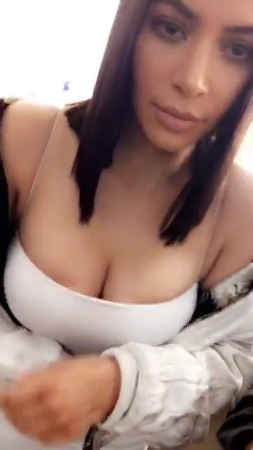 kim kardashian see thru nipples and boobs scandal planet