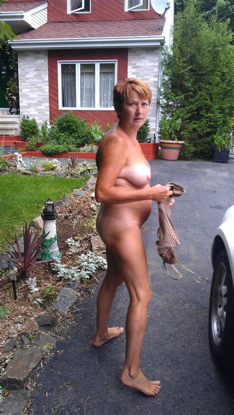 amateur granny with shaved pussy nude home and outdoors high definit