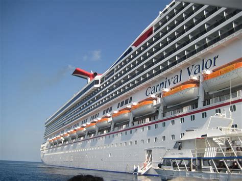 carnival valor carnival valor cruise ship cruise