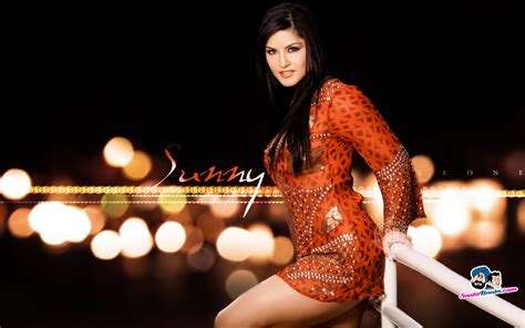 download sunny leone s hd wallpaper collection hot sexy models