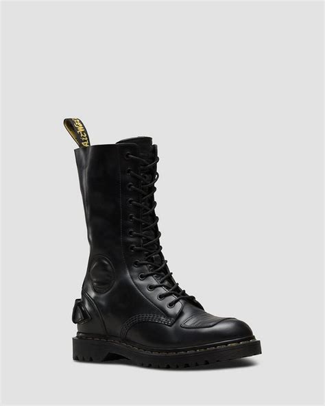pin  dr martens