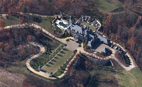updated aerial pics    tennessees largest homes homes   rich