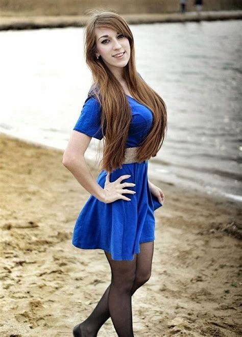 Nude Teens Busty Girl Dressed In Blue Dress