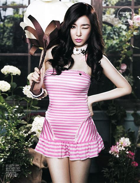 Girls Generation Snsd Tiffany S Gorgeous Floral Theme For Ceci August