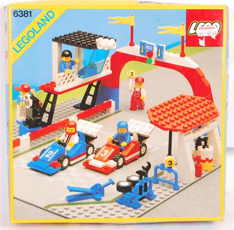 original vintage   boxed lego legoland set