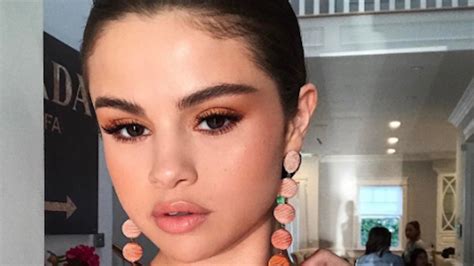 selena gomez dgaf if you find 13 reasons why offensive