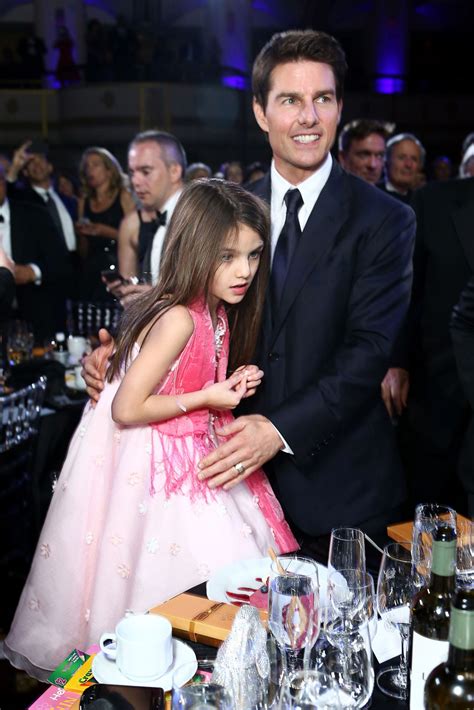 Suri And Tom Cruise Reunite As She Jets To Uk For Thanksgiving