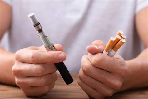 people are smoking cigarettes again amid vaping related panic