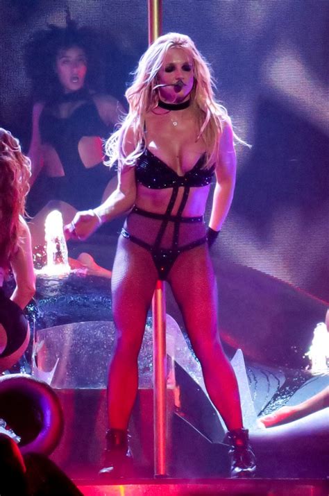 britney spears sexy 33 photos video thefappening