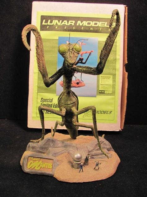 deadly mantis assembled figureorig box